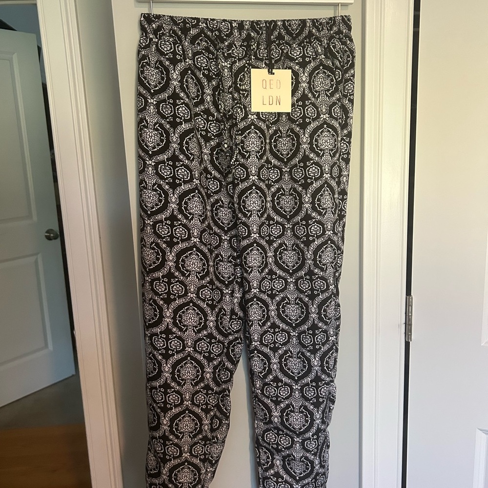 QED London Woven Joggers